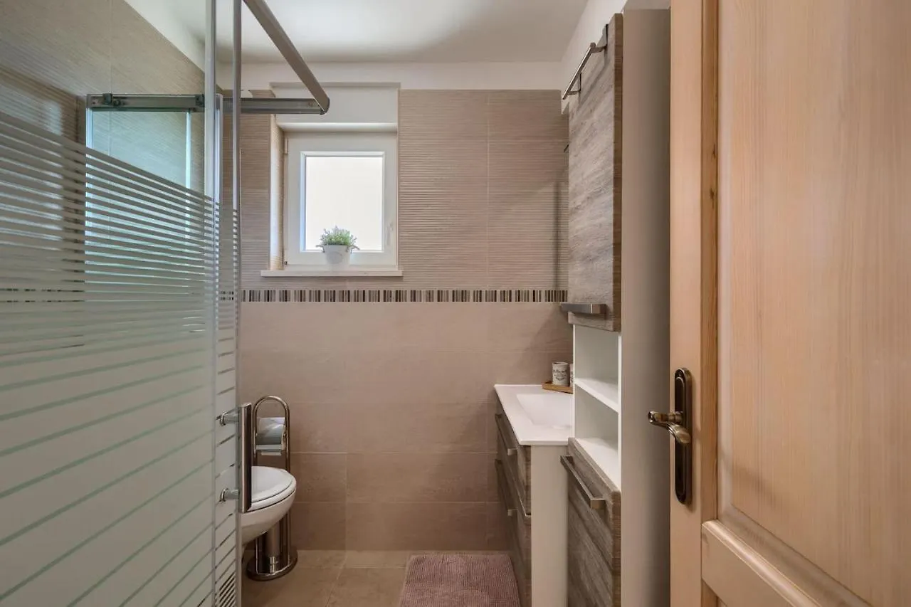 Villa Alte Muhle With Pool And Jacuzzi In Novigrad Novigrad Istria