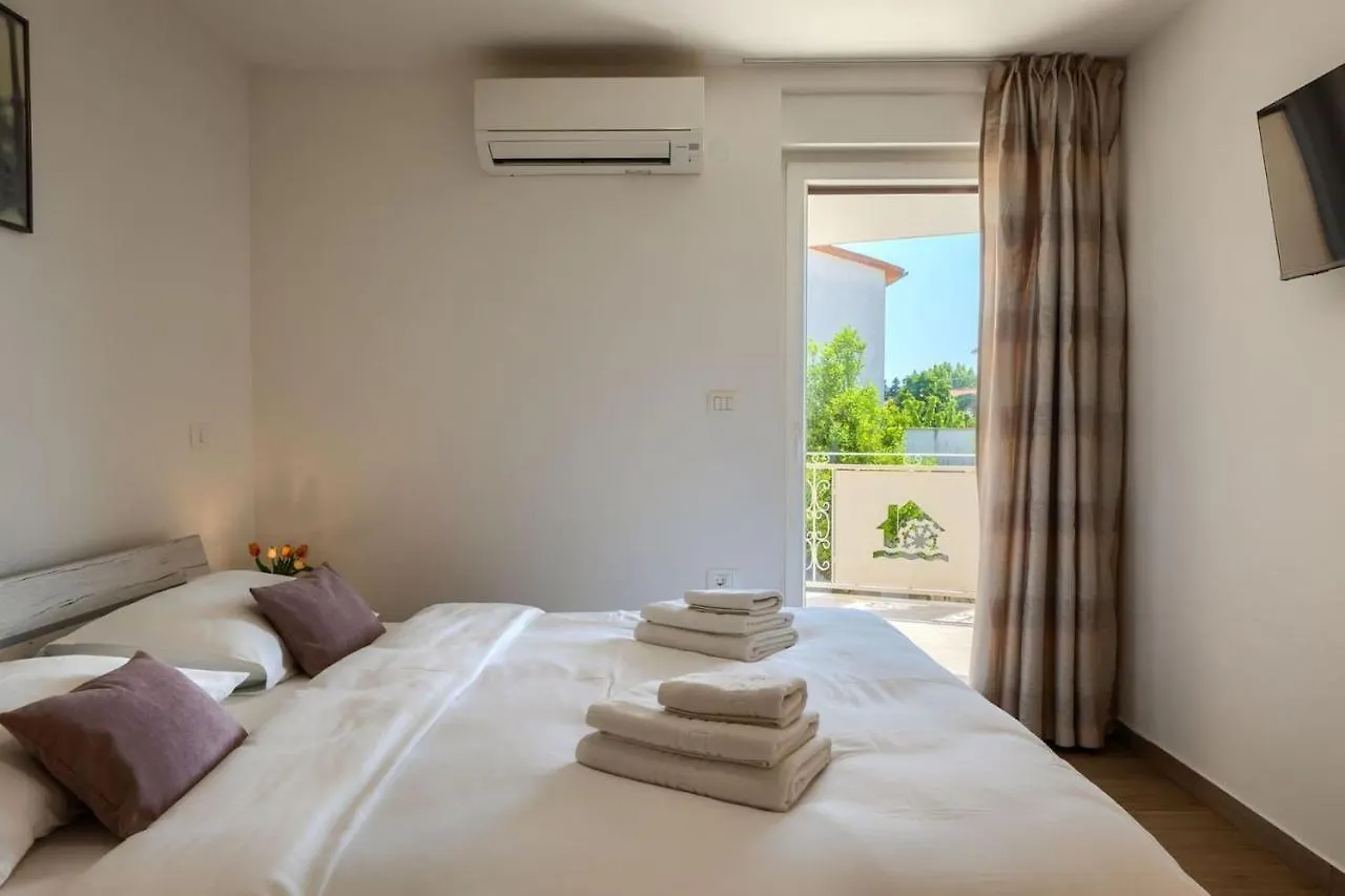 Villa Alte Muhle With Pool And Jacuzzi In Novigrad Novigrad Istria